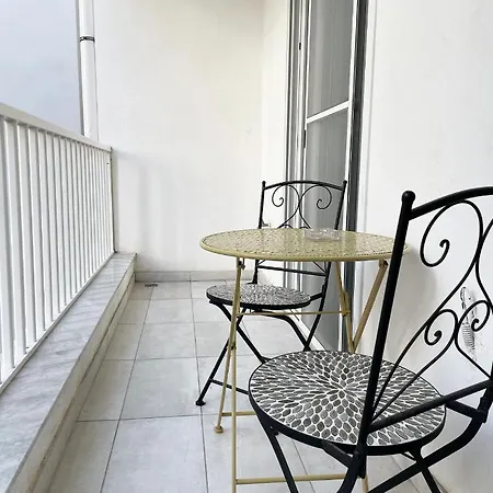 아파트 Stylish 1 Bedroom In C11a 음시다