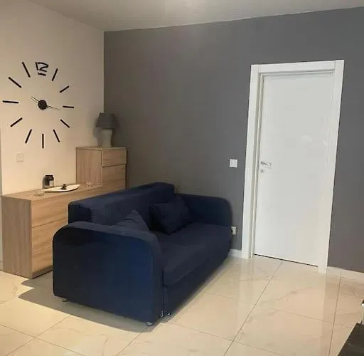Stylish 1 Bedroom In C11a Apartment